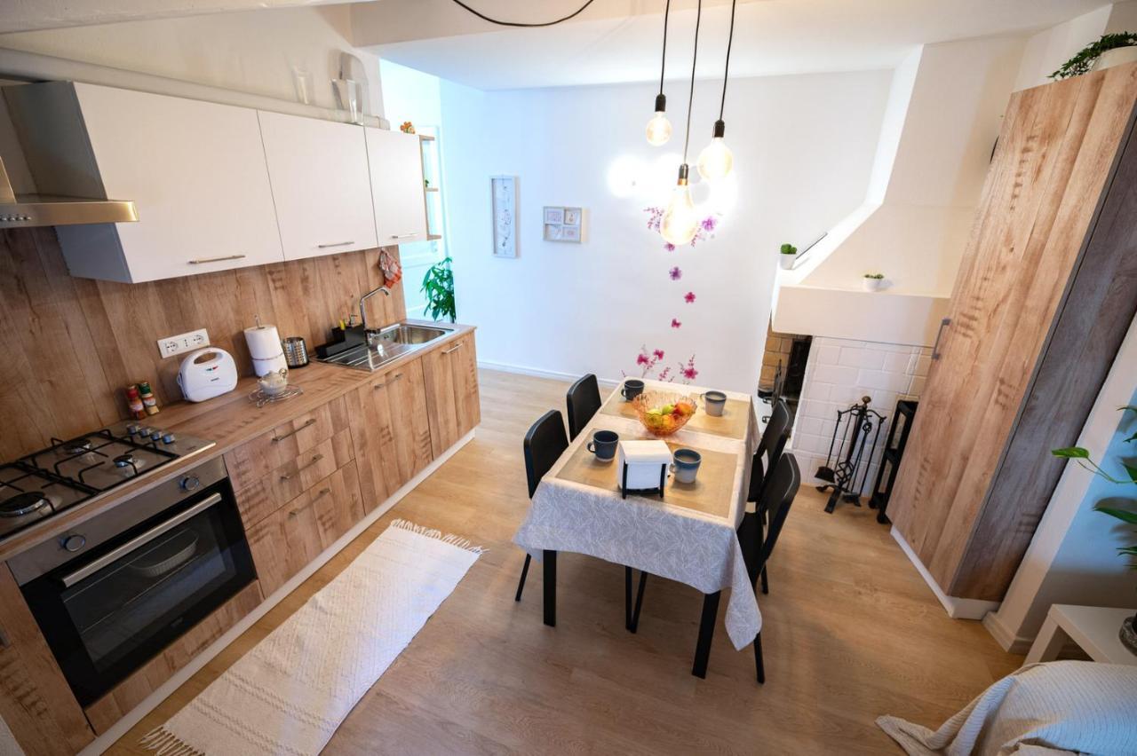 La Casa Di Gabri Trieste Centro エクステリア 写真